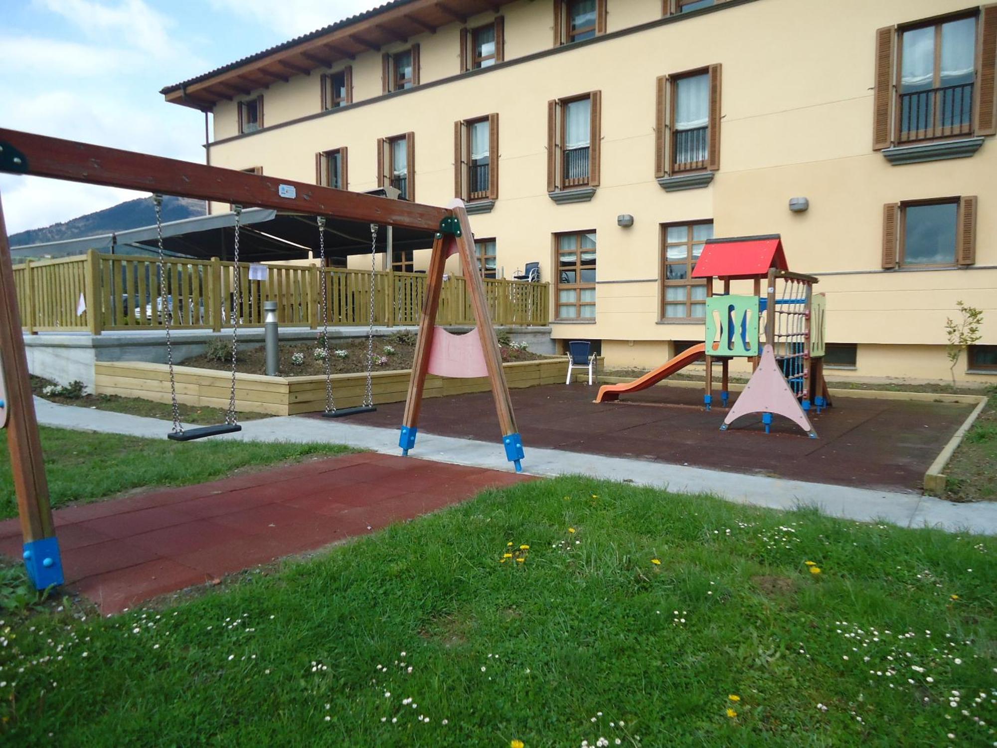Hotel Santa Ana Arrasate/Mondragon Екстер'єр фото
